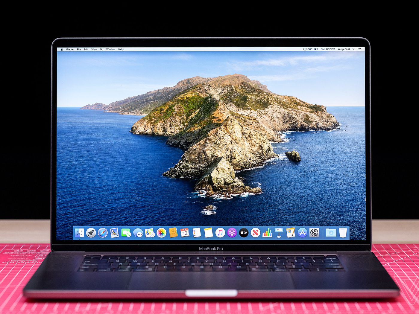 Apple Expands 13 Inch MacBook Pro Display Backlight Service Program 